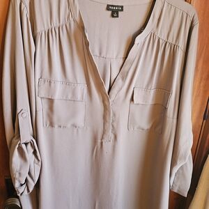 torrid Taupe V-Neck Long Sleeve Tunic with Pockets